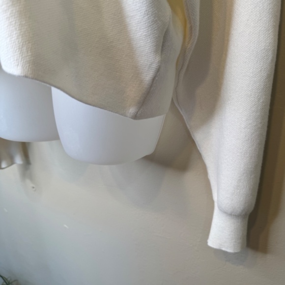 F21 Plus Size Woman Embroidery Empowerment Feminist IWD Knit Sweater Crop Hoodie - Picture 10 of 14